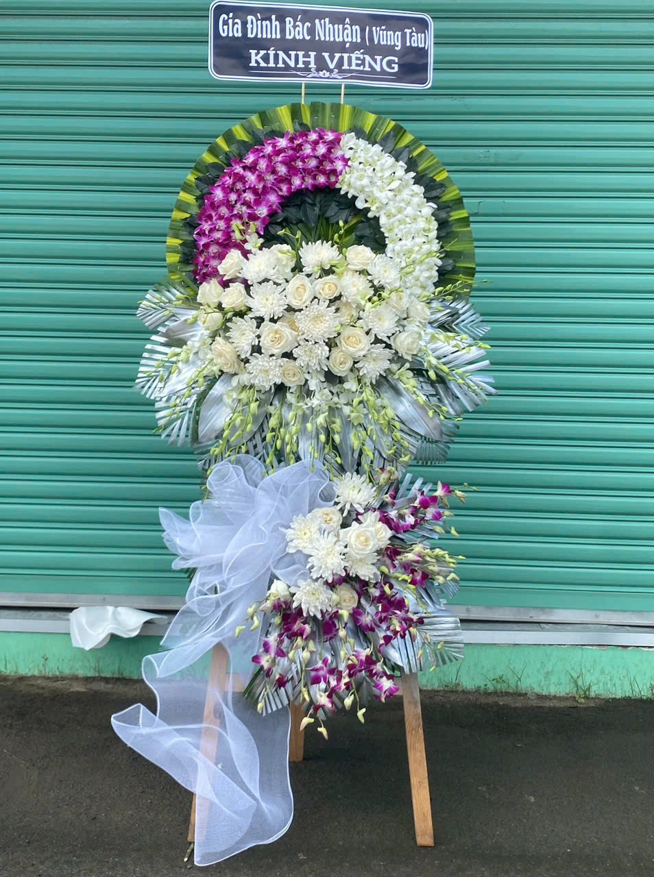 Hoa chia buồn